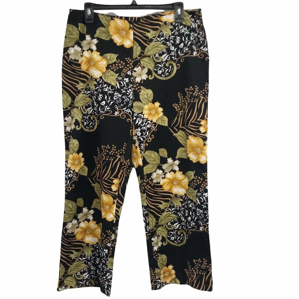 CHRISTY GIRL SIZE 12 MID RISE FLORAL CAPRI